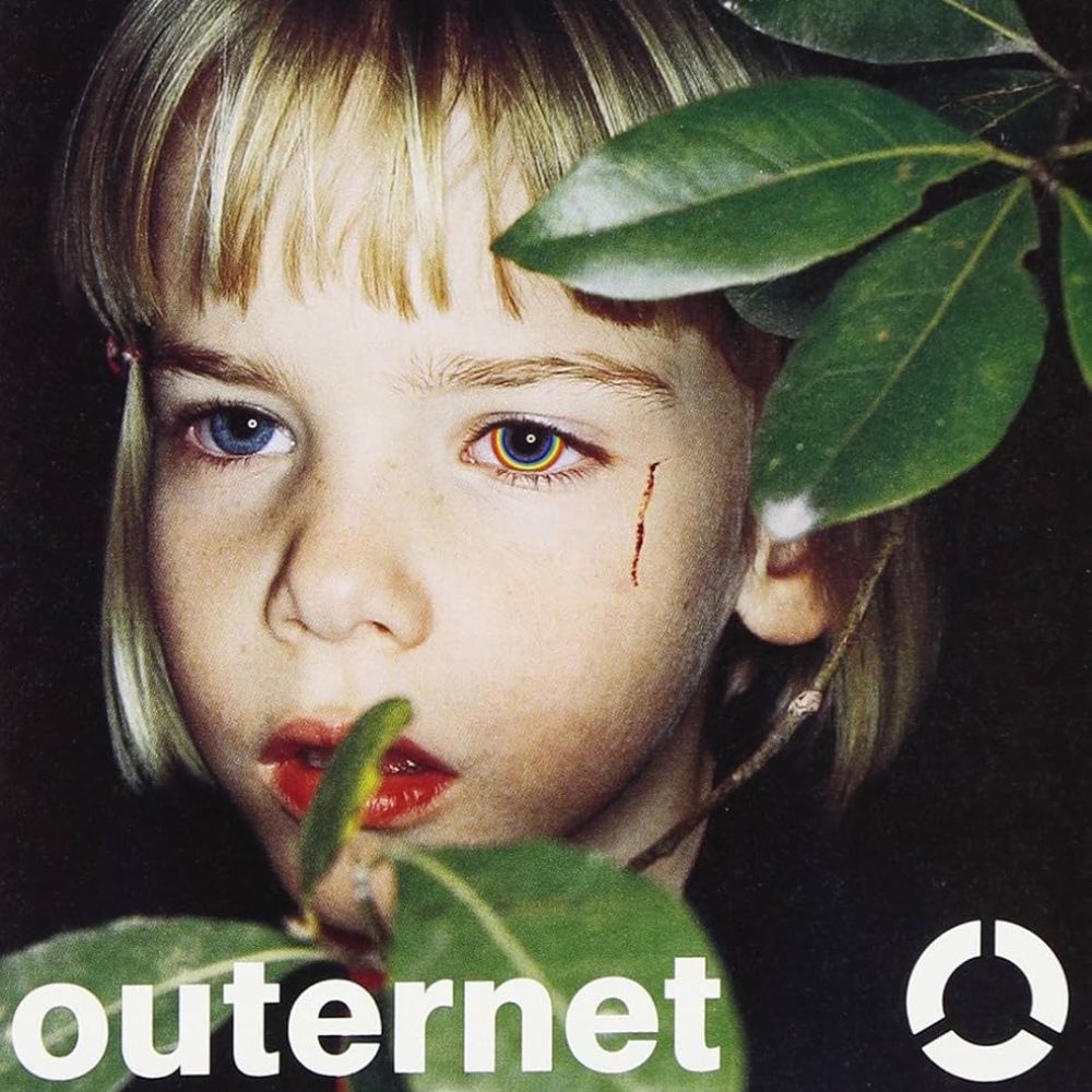 AVJG-70161-2 - globe - outernet
